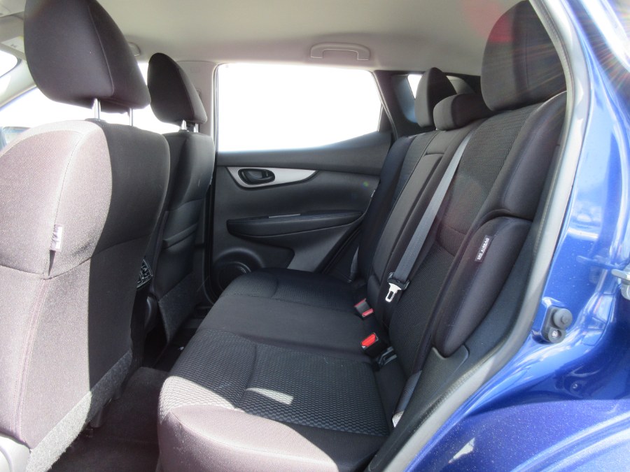 2020 Nissan Rogue Sport FWD S, available for sale in Linden, New Jersey | Route 27 Auto Mall. Linden, New Jersey 2020 Nissan Rogue Sport FWD S, available for sale in Linden, New Jersey | Route 27 Auto Mall. Linden, New Jersey