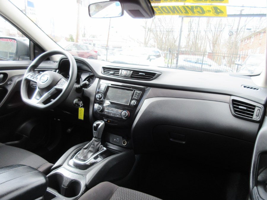 Used Nissan Rogue Sport FWD S 2020 | Route 27 Auto Mall. Linden, New Jersey Used Nissan Rogue Sport FWD S 2020 | Route 27 Auto Mall. Linden, New Jersey
