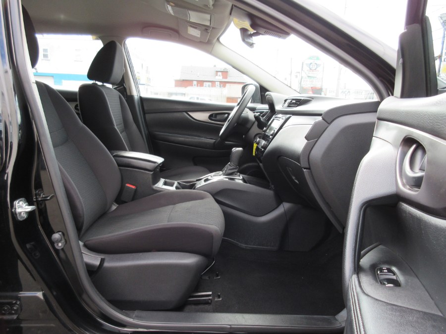 Used Nissan Rogue Sport FWD S 2020 | Route 27 Auto Mall. Linden, New Jersey Used Nissan Rogue Sport FWD S 2020 | Route 27 Auto Mall. Linden, New Jersey