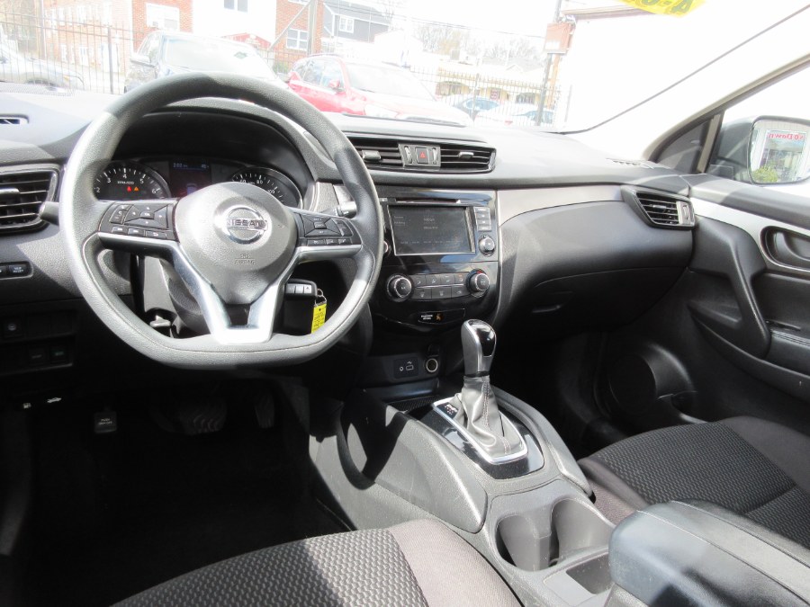 Used Nissan Rogue Sport FWD S 2020 | Route 27 Auto Mall. Linden, New Jersey Used Nissan Rogue Sport FWD S 2020 | Route 27 Auto Mall. Linden, New Jersey