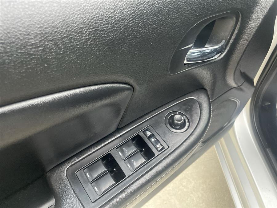 2012 Chrysler 200 4dr Sdn Limited, available for sale in Elida, Ohio | Josh's All Under Ten LLC. Elida, Ohio 2012 Chrysler 200 4dr Sdn Limited, available for sale in Elida, Ohio | Josh's All Under Ten LLC. Elida, Ohio