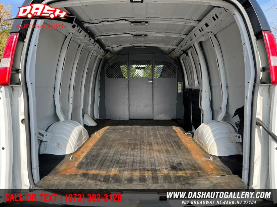 Used Chevrolet Express Cargo Van RWD 3500 135" 2016 | Dash Auto Gallery Inc.. Newark, New Jersey Used Chevrolet Express Cargo Van RWD 3500 135" 2016 | Dash Auto Gallery Inc.. Newark, New Jersey