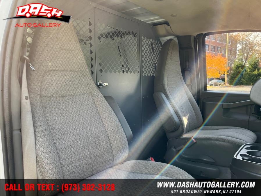 Used Chevrolet Express Cargo Van RWD 3500 135" 2016 | Dash Auto Gallery Inc.. Newark, New Jersey Used Chevrolet Express Cargo Van RWD 3500 135" 2016 | Dash Auto Gallery Inc.. Newark, New Jersey