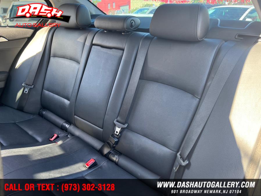 Used BMW 5 Series 4dr Sdn 535i xDrive AWD 2014 | Dash Auto Gallery Inc.. Newark, New Jersey Used BMW 5 Series 4dr Sdn 535i xDrive AWD 2014 | Dash Auto Gallery Inc.. Newark, New Jersey