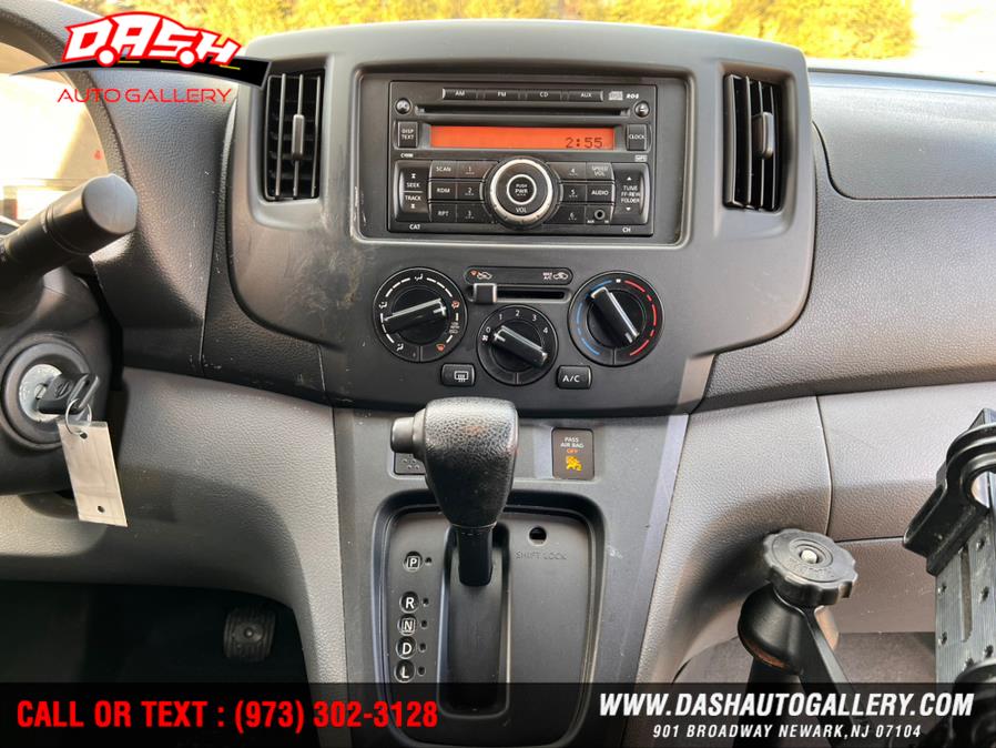 Used Nissan NV200 I4 SV 2015 | Dash Auto Gallery Inc.. Newark, New Jersey Used Nissan NV200 I4 SV 2015 | Dash Auto Gallery Inc.. Newark, New Jersey