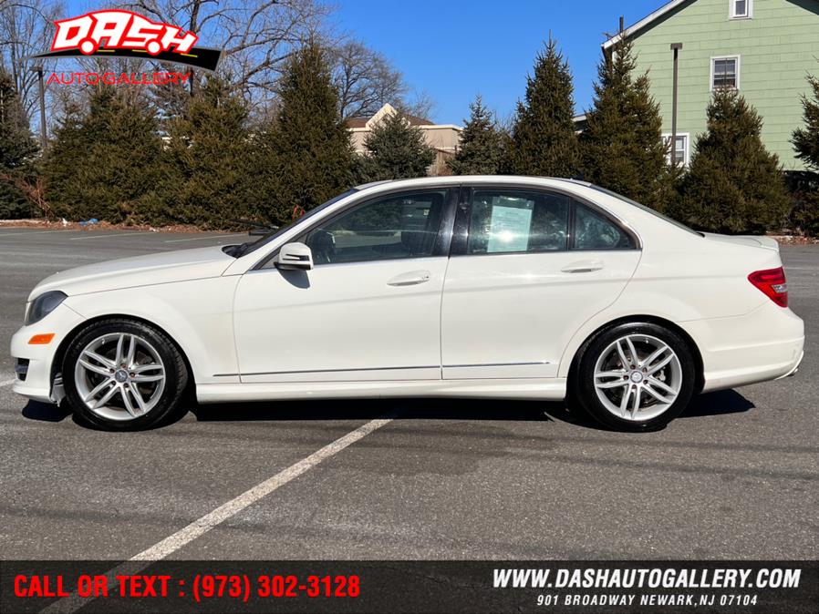 Used Mercedes-Benz C-Class 4dr Sdn C300 Sport 4MATIC 2012 | Dash Auto Gallery Inc.. Newark, New Jersey Used Mercedes-Benz C-Class 4dr Sdn C300 Sport 4MATIC 2012 | Dash Auto Gallery Inc.. Newark, New Jersey