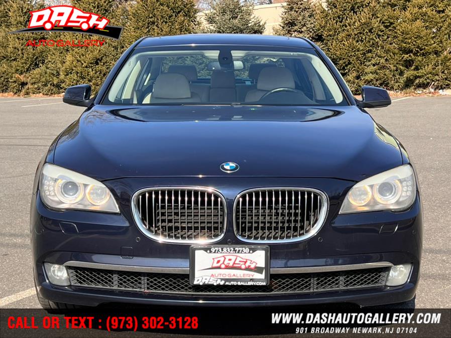 Used BMW 7 Series 4dr Sdn 750Li xDrive AWD 2012 | Dash Auto Gallery Inc.. Newark, New Jersey Used BMW 7 Series 4dr Sdn 750Li xDrive AWD 2012 | Dash Auto Gallery Inc.. Newark, New Jersey