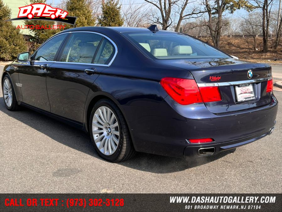 Used BMW 7 Series 4dr Sdn 750Li xDrive AWD 2012 | Dash Auto Gallery Inc.. Newark, New Jersey Used BMW 7 Series 4dr Sdn 750Li xDrive AWD 2012 | Dash Auto Gallery Inc.. Newark, New Jersey