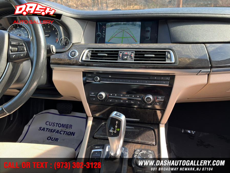 Used BMW 7 Series 4dr Sdn 750Li xDrive AWD 2012 | Dash Auto Gallery Inc.. Newark, New Jersey Used BMW 7 Series 4dr Sdn 750Li xDrive AWD 2012 | Dash Auto Gallery Inc.. Newark, New Jersey