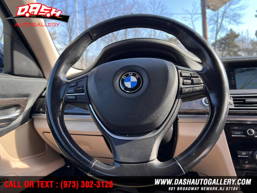 Used BMW 7 Series 4dr Sdn 750Li xDrive AWD 2012 | Dash Auto Gallery Inc.. Newark, New Jersey Used BMW 7 Series 4dr Sdn 750Li xDrive AWD 2012 | Dash Auto Gallery Inc.. Newark, New Jersey