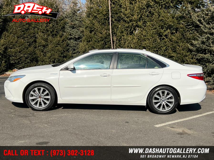 2015 Toyota Camry Hybrid 4dr Sdn XLE (Natl), available for sale in Newark, New Jersey | Dash Auto Gallery Inc.. Newark, New Jersey 2015 Toyota Camry Hybrid 4dr Sdn XLE (Natl), available for sale in Newark, New Jersey | Dash Auto Gallery Inc.. Newark, New Jersey