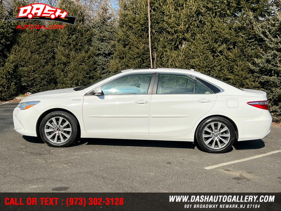 2015 Toyota Camry Hybrid 4dr Sdn XLE (Natl), available for sale in Newark, New Jersey | Dash Auto Gallery Inc.. Newark, New Jersey 2015 Toyota Camry Hybrid 4dr Sdn XLE (Natl), available for sale in Newark, New Jersey | Dash Auto Gallery Inc.. Newark, New Jersey