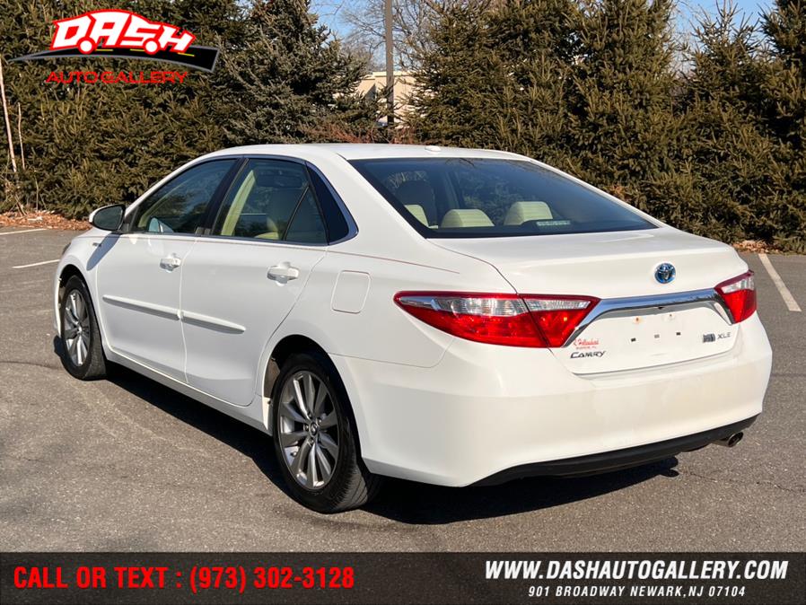 2015 Toyota Camry Hybrid 4dr Sdn XLE (Natl), available for sale in Newark, New Jersey | Dash Auto Gallery Inc.. Newark, New Jersey 2015 Toyota Camry Hybrid 4dr Sdn XLE (Natl), available for sale in Newark, New Jersey | Dash Auto Gallery Inc.. Newark, New Jersey
