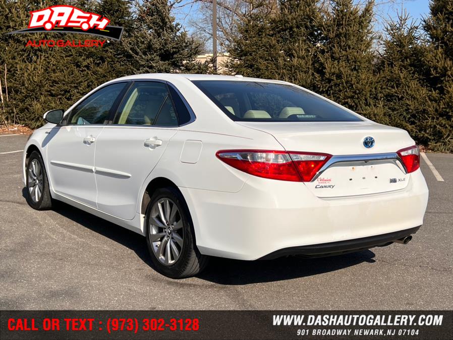 2015 Toyota Camry Hybrid 4dr Sdn XLE (Natl), available for sale in Newark, New Jersey | Dash Auto Gallery Inc.. Newark, New Jersey 2015 Toyota Camry Hybrid 4dr Sdn XLE (Natl), available for sale in Newark, New Jersey | Dash Auto Gallery Inc.. Newark, New Jersey