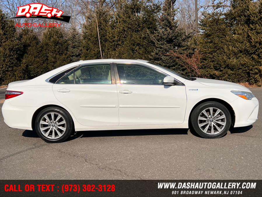 2015 Toyota Camry Hybrid 4dr Sdn XLE (Natl), available for sale in Newark, New Jersey | Dash Auto Gallery Inc.. Newark, New Jersey 2015 Toyota Camry Hybrid 4dr Sdn XLE (Natl), available for sale in Newark, New Jersey | Dash Auto Gallery Inc.. Newark, New Jersey