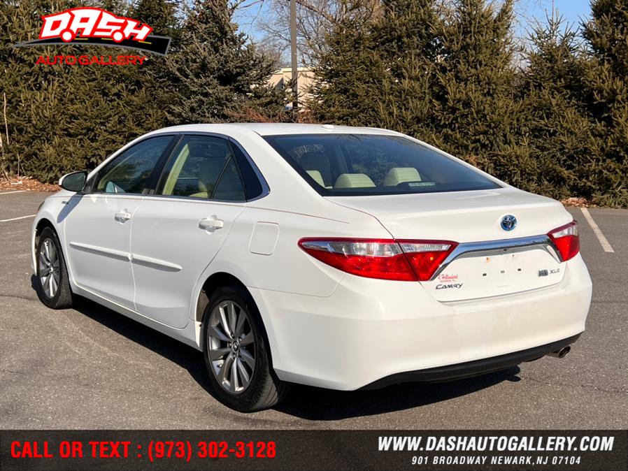 2015 Toyota Camry Hybrid 4dr Sdn XLE (Natl), available for sale in Newark, New Jersey | Dash Auto Gallery Inc.. Newark, New Jersey 2015 Toyota Camry Hybrid 4dr Sdn XLE (Natl), available for sale in Newark, New Jersey | Dash Auto Gallery Inc.. Newark, New Jersey