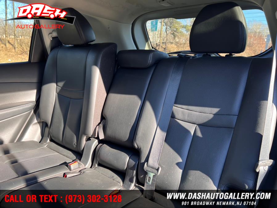 Used Nissan Rogue AWD 4dr SV 2015 | Dash Auto Gallery Inc.. Newark, New Jersey Used Nissan Rogue AWD 4dr SV 2015 | Dash Auto Gallery Inc.. Newark, New Jersey