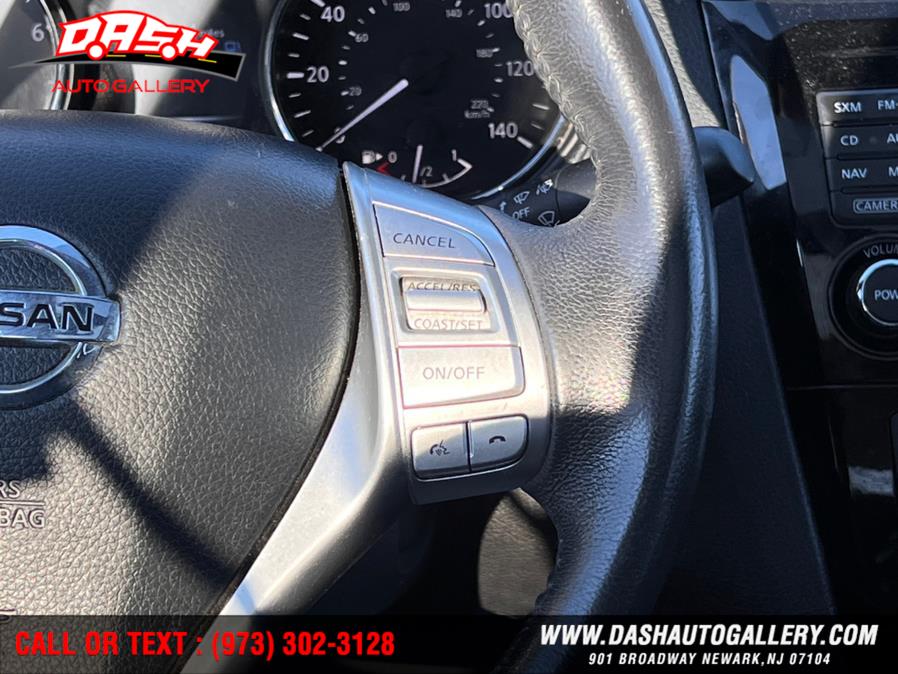 Used Nissan Rogue AWD 4dr SV 2015 | Dash Auto Gallery Inc.. Newark, New Jersey Used Nissan Rogue AWD 4dr SV 2015 | Dash Auto Gallery Inc.. Newark, New Jersey