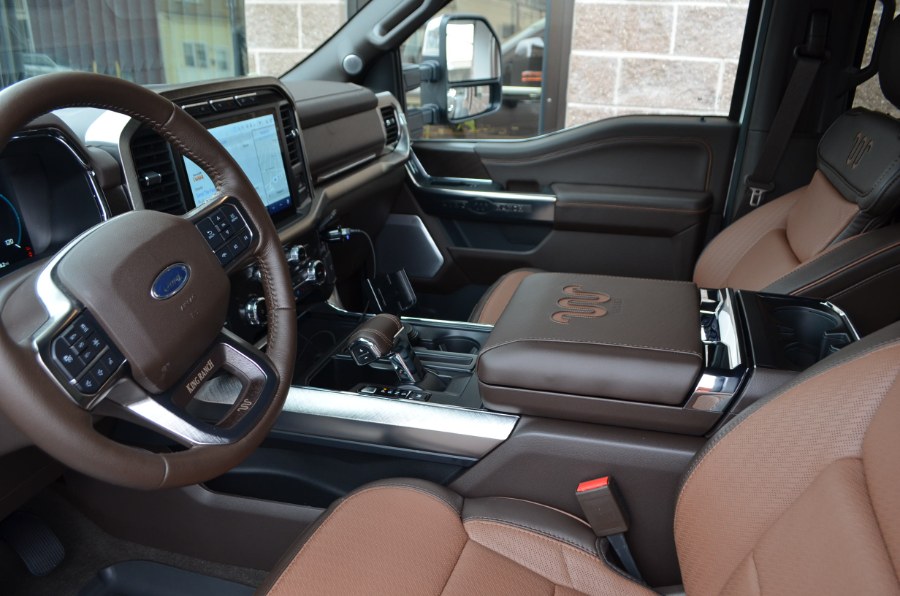 2022 Ford F-150 King Ranch 4WD SuperCrew 5.5'' photo