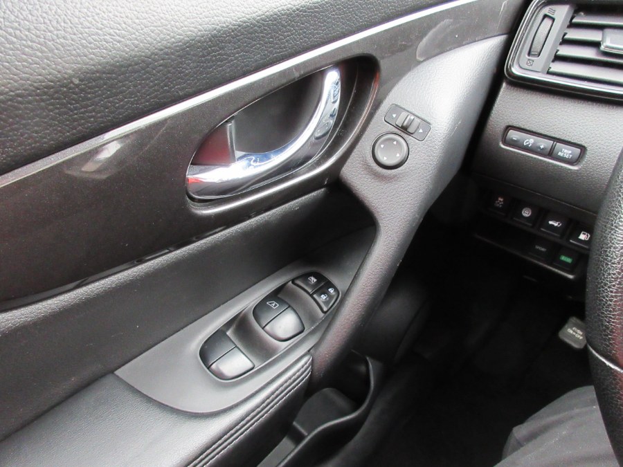 2020 Nissan Rogue FWD SV, available for sale in Linden, New Jersey | Route 27 Auto Mall. Linden, New Jersey 2020 Nissan Rogue FWD SV, available for sale in Linden, New Jersey | Route 27 Auto Mall. Linden, New Jersey