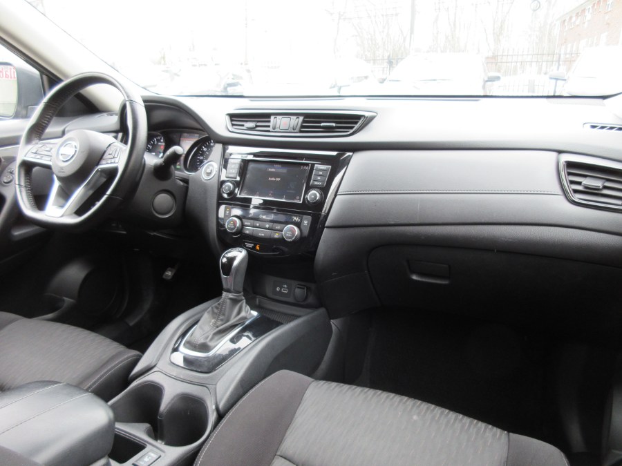 2020 Nissan Rogue FWD SV, available for sale in Linden, New Jersey | Route 27 Auto Mall. Linden, New Jersey 2020 Nissan Rogue FWD SV, available for sale in Linden, New Jersey | Route 27 Auto Mall. Linden, New Jersey