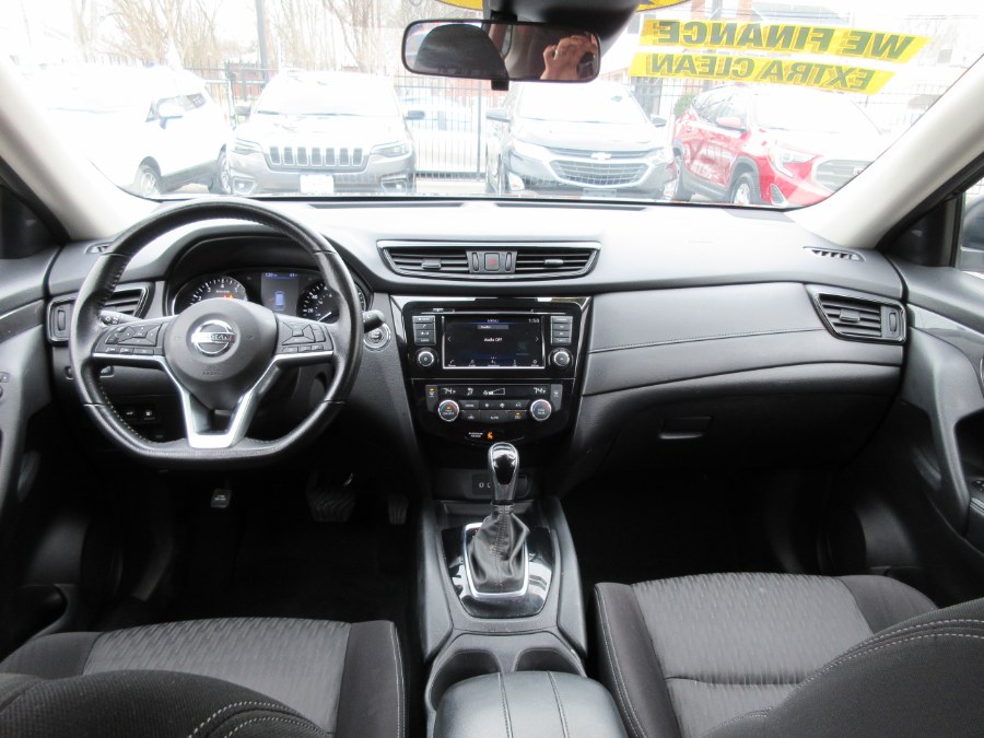 2020 Nissan Rogue FWD SV, available for sale in Linden, New Jersey | Route 27 Auto Mall. Linden, New Jersey 2020 Nissan Rogue FWD SV, available for sale in Linden, New Jersey | Route 27 Auto Mall. Linden, New Jersey