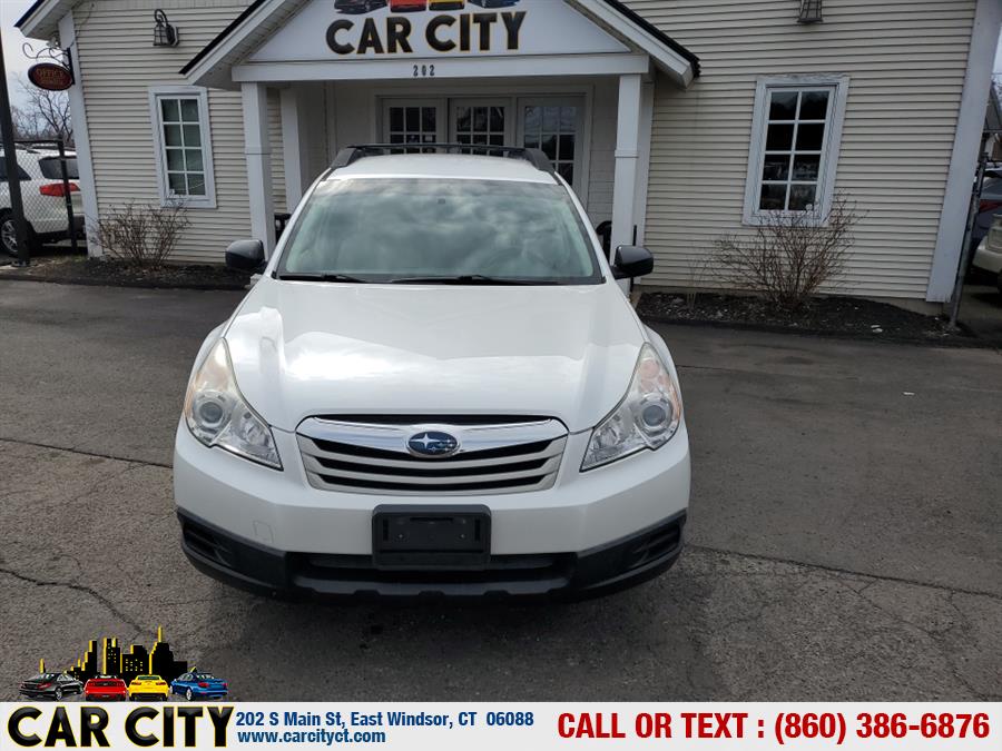2011 Subaru Outback 4dr Wgn H4 Auto 2.5i, available for sale in East Windsor, Connecticut | Car City LLC. East Windsor, Connecticut