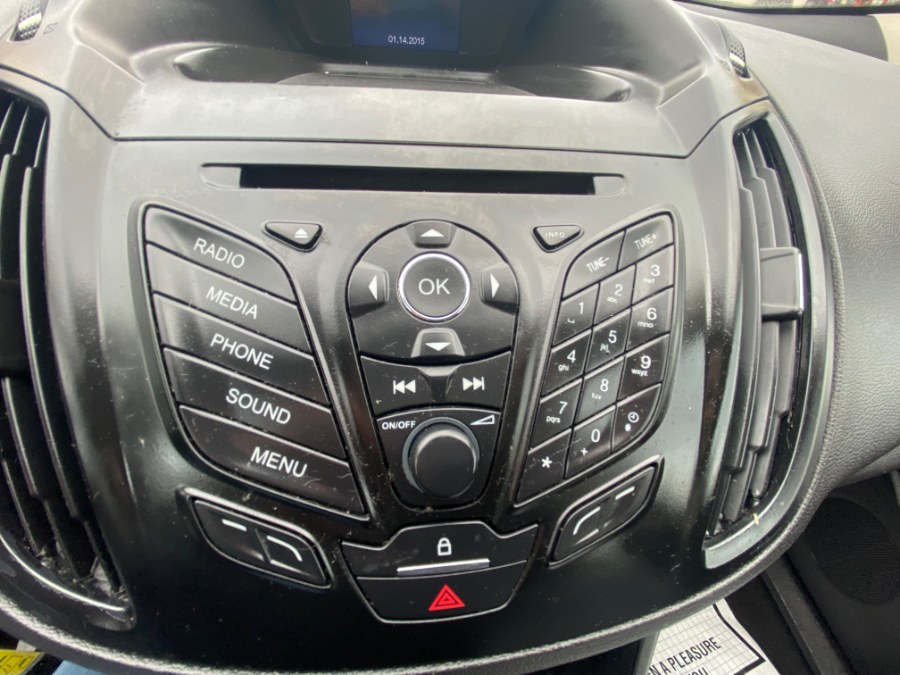Used Ford Escape FWD 4dr S 2015 | Wide World Inc. Brooklyn, New York Used Ford Escape FWD 4dr S 2015 | Wide World Inc. Brooklyn, New York