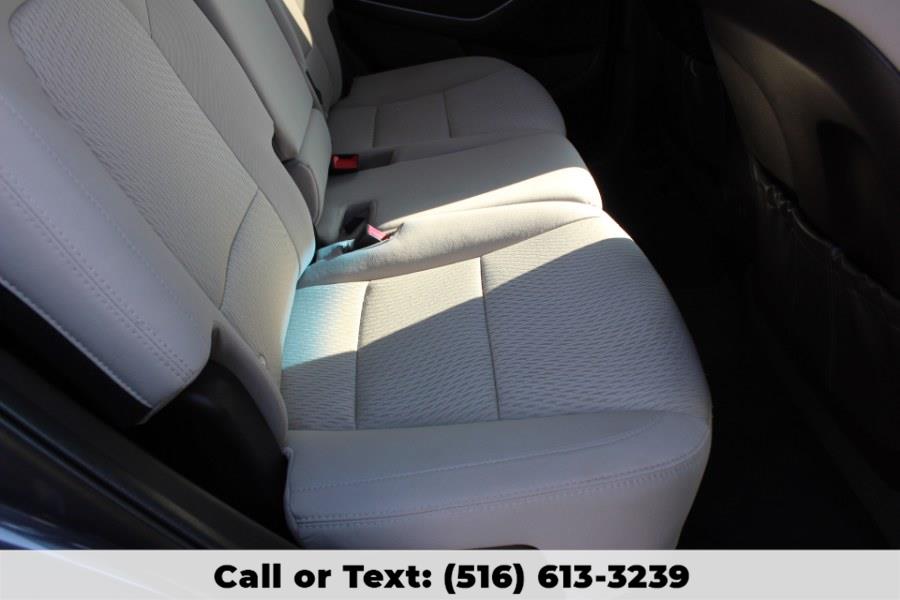 Used Hyundai Santa Fe Sport 2.4L Auto 2018 | Great Neck Car Buyers & Sellers. Great Neck, New York Used Hyundai Santa Fe Sport 2.4L Auto 2018 | Great Neck Car Buyers & Sellers. Great Neck, New York