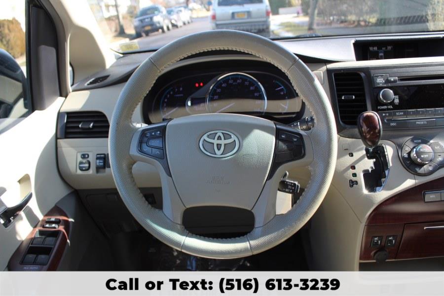 2011 Toyota Sienna 5dr 7-Pass Van V6 XLE AWD, available for sale in Great Neck, New York | Great Neck Car Buyers & Sellers. Great Neck, New York 2011 Toyota Sienna 5dr 7-Pass Van V6 XLE AWD, available for sale in Great Neck, New York | Great Neck Car Buyers & Sellers. Great Neck, New York