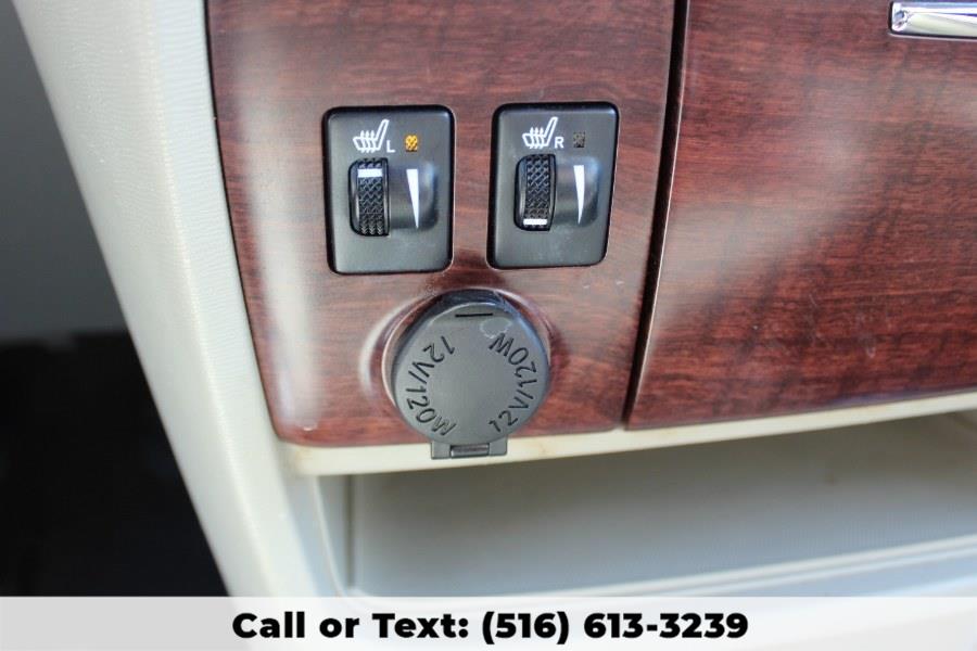 2011 Toyota Sienna 5dr 7-Pass Van V6 XLE AWD, available for sale in Great Neck, New York | Great Neck Car Buyers & Sellers. Great Neck, New York 2011 Toyota Sienna 5dr 7-Pass Van V6 XLE AWD, available for sale in Great Neck, New York | Great Neck Car Buyers & Sellers. Great Neck, New York