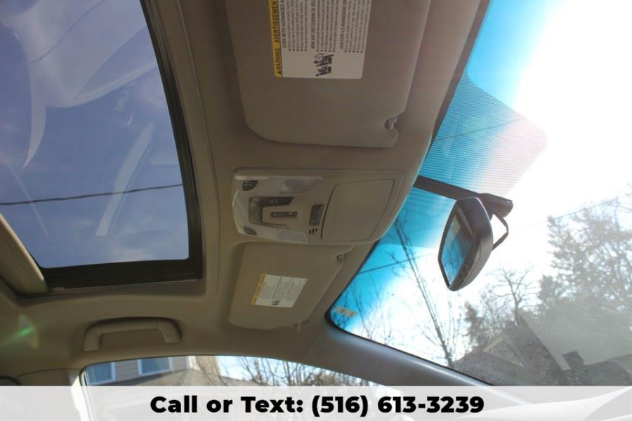 2011 Toyota Sienna 5dr 7-Pass Van V6 XLE AWD, available for sale in Great Neck, New York | Great Neck Car Buyers & Sellers. Great Neck, New York 2011 Toyota Sienna 5dr 7-Pass Van V6 XLE AWD, available for sale in Great Neck, New York | Great Neck Car Buyers & Sellers. Great Neck, New York