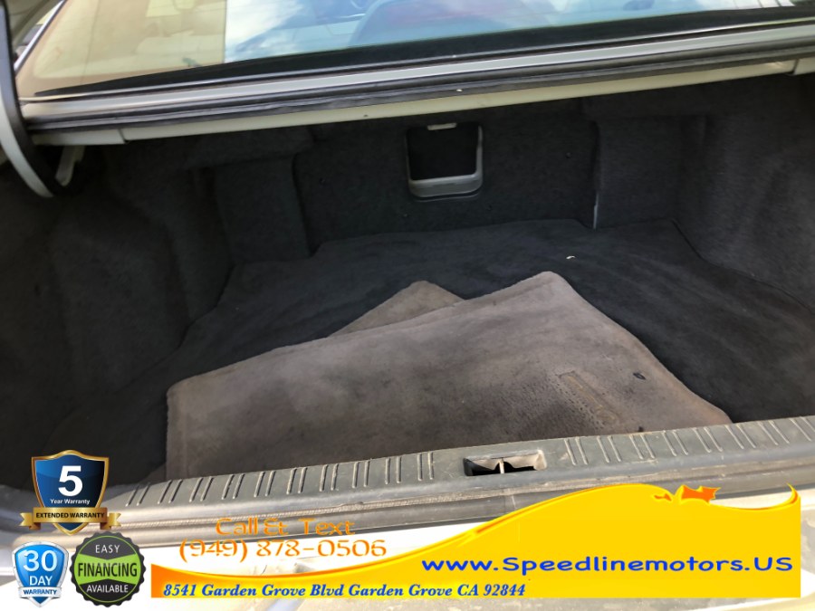 Used Lexus ES 300 4dr Sdn 2001 | Speedline Motors. Garden Grove, California Used Lexus ES 300 4dr Sdn 2001 | Speedline Motors. Garden Grove, California