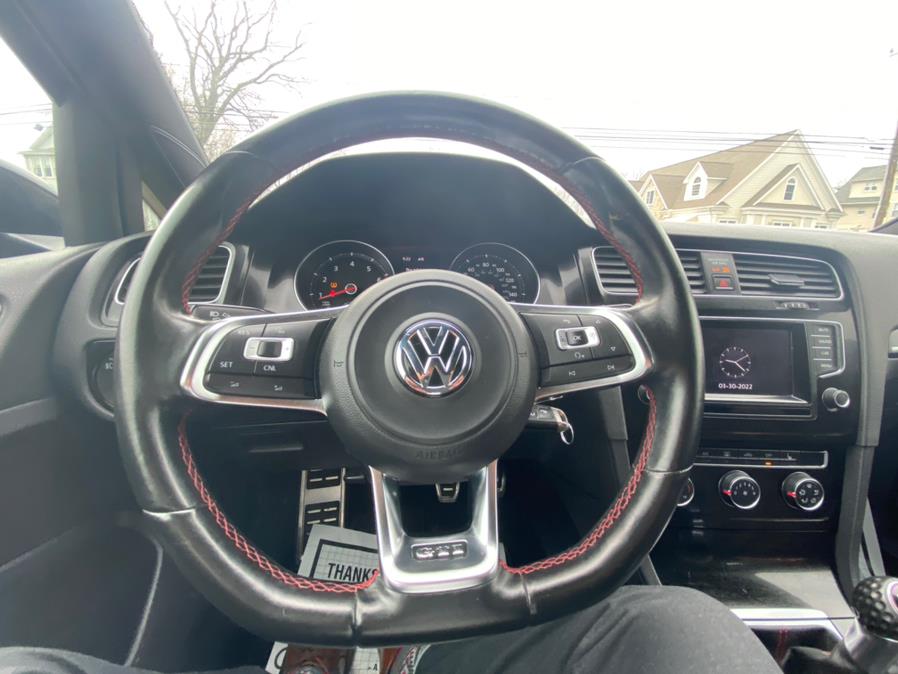 Used Volkswagen Golf GTI 4dr HB Man SE 2015 | House of Cars CT. Meriden, Connecticut