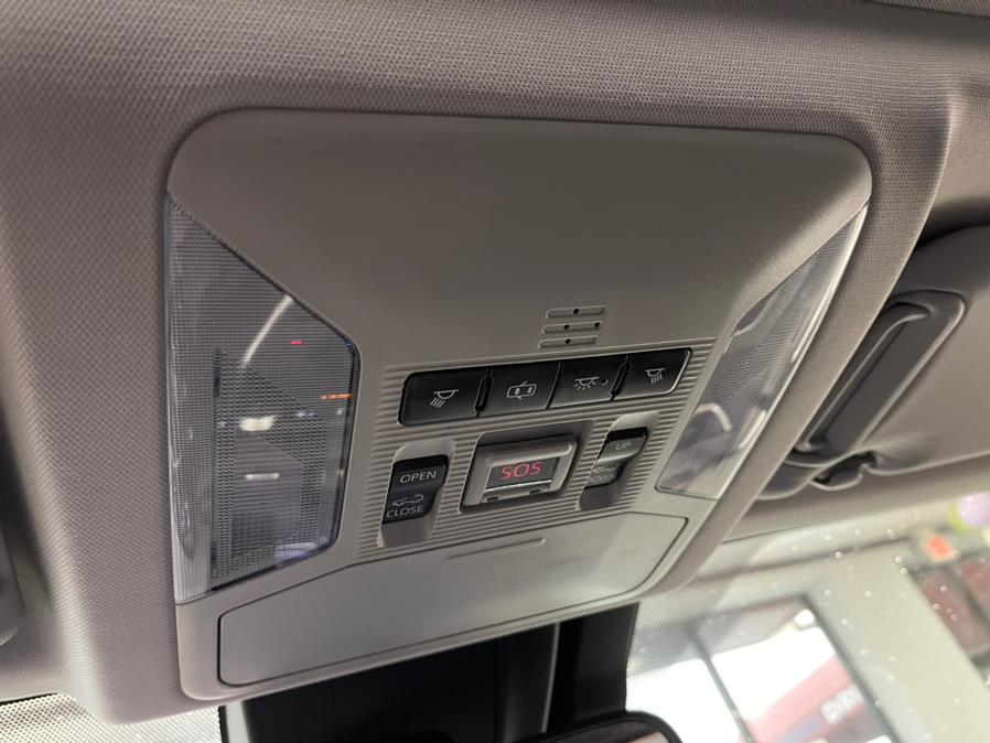 Used Toyota RAV4 XLE Premium AWD (Natl) 2019 | 5 Towns Drive. Inwood, New York Used Toyota RAV4 XLE Premium AWD (Natl) 2019 | 5 Towns Drive. Inwood, New York