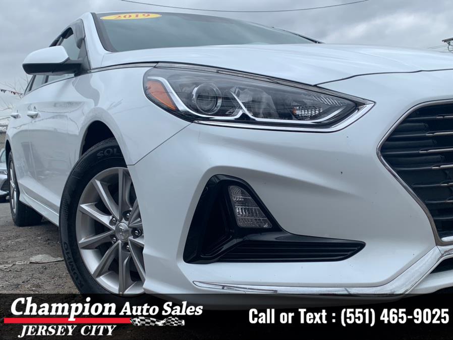 2019 Hyundai Sonata SE 2.4L, available for sale in Jersey City, New Jersey | Champion Auto Sales. Jersey City, New Jersey
