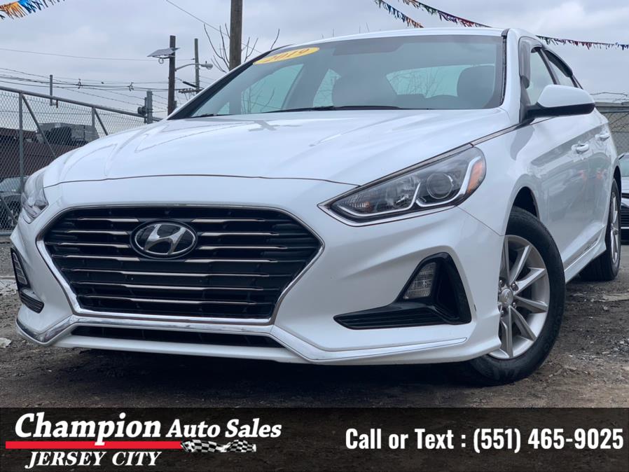 2019 Hyundai Sonata SE 2.4L, available for sale in Jersey City, New Jersey | Champion Auto Sales. Jersey City, New Jersey