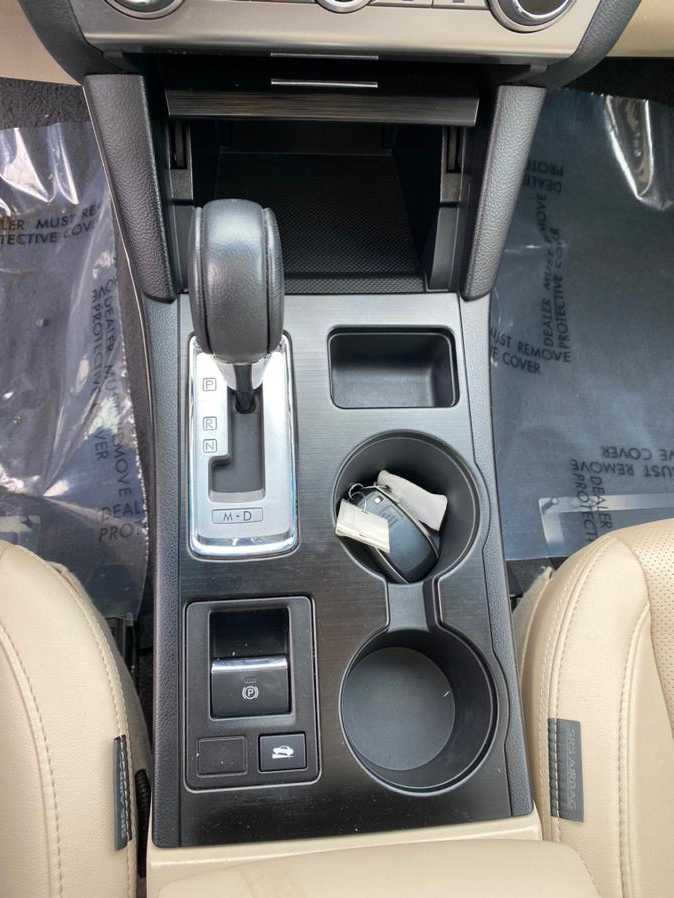 Used Subaru Legacy 2.5i Limited 2017 | Lava Motors 2 Inc. Canton, Connecticut Used Subaru Legacy 2.5i Limited 2017 | Lava Motors 2 Inc. Canton, Connecticut