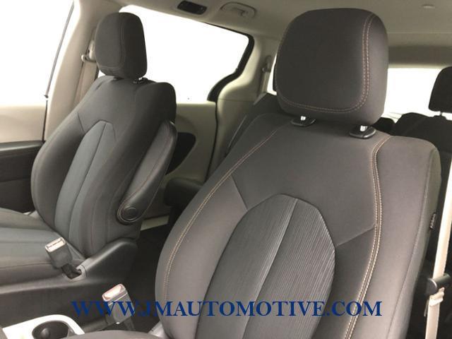 2017 Chrysler Pacifica Touring FWD, available for sale in Naugatuck, Connecticut | J&M Automotive Sls&Svc LLC. Naugatuck, Connecticut 2017 Chrysler Pacifica Touring FWD, available for sale in Naugatuck, Connecticut | J&M Automotive Sls&Svc LLC. Naugatuck, Connecticut
