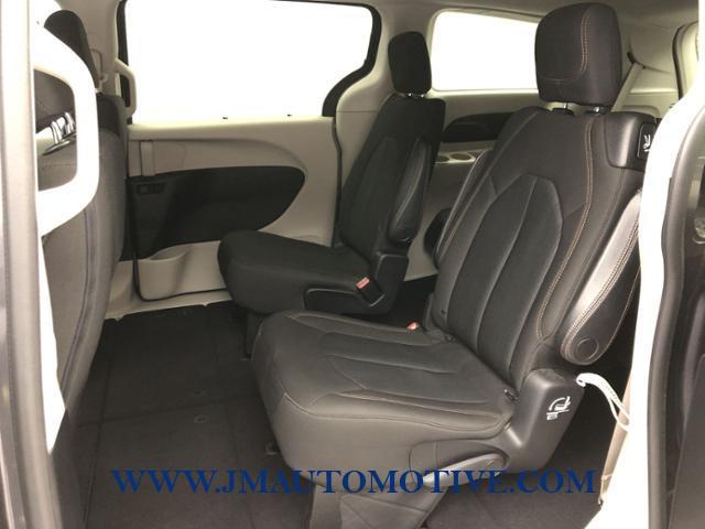 2017 Chrysler Pacifica Touring FWD, available for sale in Naugatuck, Connecticut | J&M Automotive Sls&Svc LLC. Naugatuck, Connecticut 2017 Chrysler Pacifica Touring FWD, available for sale in Naugatuck, Connecticut | J&M Automotive Sls&Svc LLC. Naugatuck, Connecticut