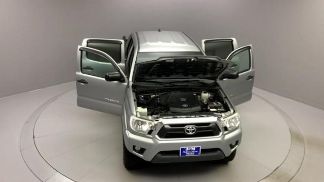 2014 Toyota Tacoma 4WD Double Cab V6 AT, available for sale in Naugatuck, Connecticut | J&M Automotive Sls&Svc LLC. Naugatuck, Connecticut 2014 Toyota Tacoma 4WD Double Cab V6 AT, available for sale in Naugatuck, Connecticut | J&M Automotive Sls&Svc LLC. Naugatuck, Connecticut
