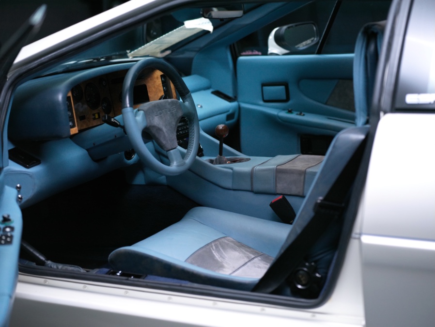 1988 Lotus Esprit Trubo Commemorative Edition, available for sale in North Salem, New York | Meccanic Shop North Inc. North Salem, New York 1988 Lotus Esprit Trubo Commemorative Edition, available for sale in North Salem, New York | Meccanic Shop North Inc. North Salem, New York
