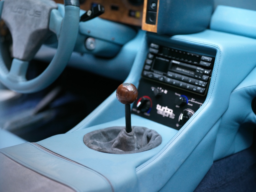 1988 Lotus Esprit Trubo Commemorative Edition, available for sale in North Salem, New York | Meccanic Shop North Inc. North Salem, New York 1988 Lotus Esprit Trubo Commemorative Edition, available for sale in North Salem, New York | Meccanic Shop North Inc. North Salem, New York