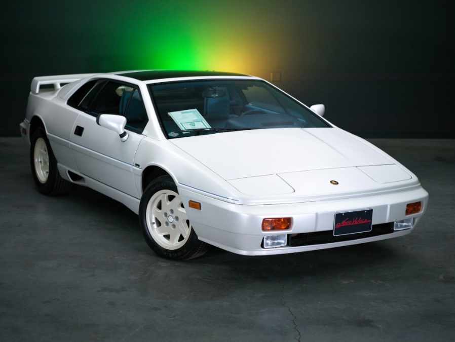 1988 Lotus Esprit Trubo Commemorative Edition, available for sale in North Salem, New York | Meccanic Shop North Inc. North Salem, New York 1988 Lotus Esprit Trubo Commemorative Edition, available for sale in North Salem, New York | Meccanic Shop North Inc. North Salem, New York