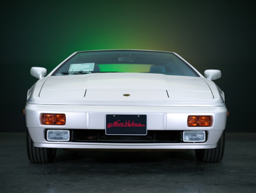 1988 Lotus Esprit Trubo Commemorative Edition, available for sale in North Salem, New York | Meccanic Shop North Inc. North Salem, New York 1988 Lotus Esprit Trubo Commemorative Edition, available for sale in North Salem, New York | Meccanic Shop North Inc. North Salem, New York
