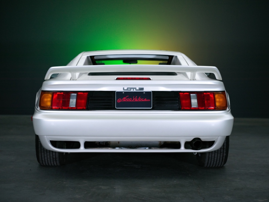 1988 Lotus Esprit Trubo Commemorative Edition, available for sale in North Salem, New York | Meccanic Shop North Inc. North Salem, New York 1988 Lotus Esprit Trubo Commemorative Edition, available for sale in North Salem, New York | Meccanic Shop North Inc. North Salem, New York