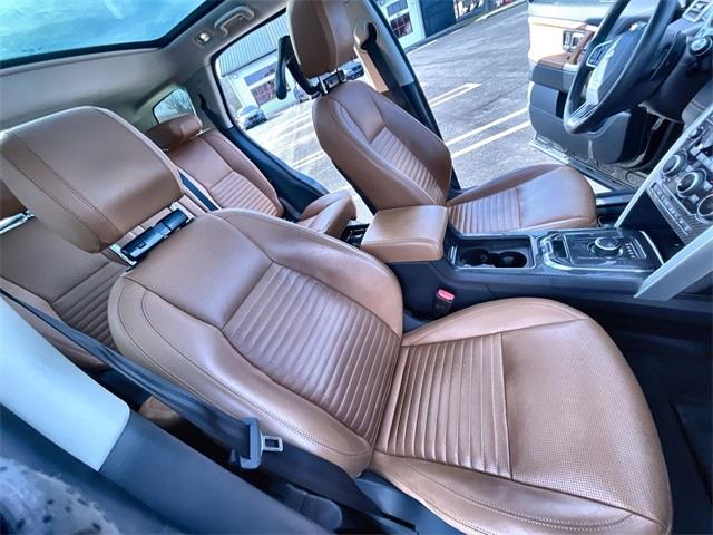 Used Land Rover Discovery Sport HSE Luxury 2019 | Wiz Leasing Inc. Stratford, Connecticut Used Land Rover Discovery Sport HSE Luxury 2019 | Wiz Leasing Inc. Stratford, Connecticut