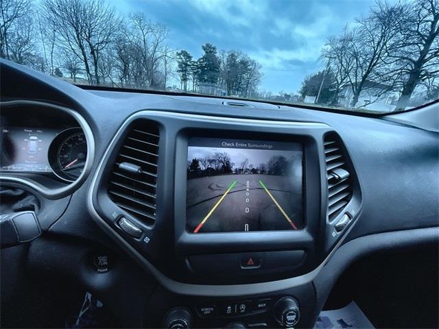 Used Jeep Cherokee Limited 2015 | Wiz Leasing Inc. Stratford, Connecticut Used Jeep Cherokee Limited 2015 | Wiz Leasing Inc. Stratford, Connecticut