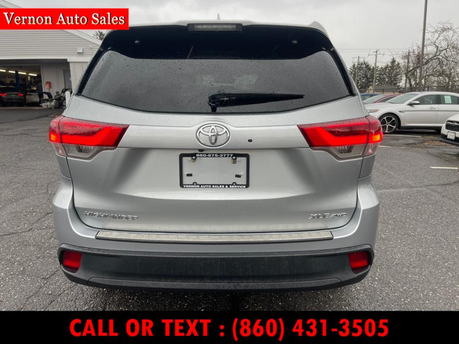 2017 Toyota Highlander XLE V6 AWD (Natl), available for sale in Manchester, Connecticut | Vernon Auto Sale & Service. Manchester, Connecticut 2017 Toyota Highlander XLE V6 AWD (Natl), available for sale in Manchester, Connecticut | Vernon Auto Sale & Service. Manchester, Connecticut