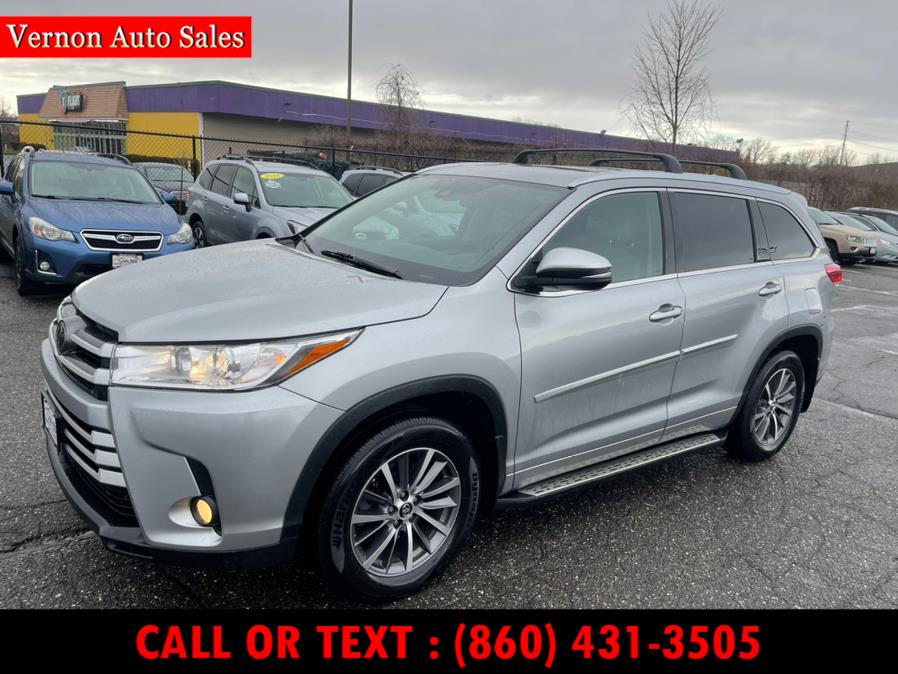 2017 Toyota Highlander XLE V6 AWD (Natl), available for sale in Manchester, Connecticut | Vernon Auto Sale & Service. Manchester, Connecticut 2017 Toyota Highlander XLE V6 AWD (Natl), available for sale in Manchester, Connecticut | Vernon Auto Sale & Service. Manchester, Connecticut